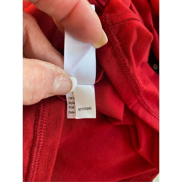 Cuddl Duds Layering Top Red Sz. L Poly/Spandex/Rayon Valentine - Picture 10 of 11